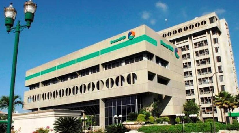 Façade verte du Banco BHD